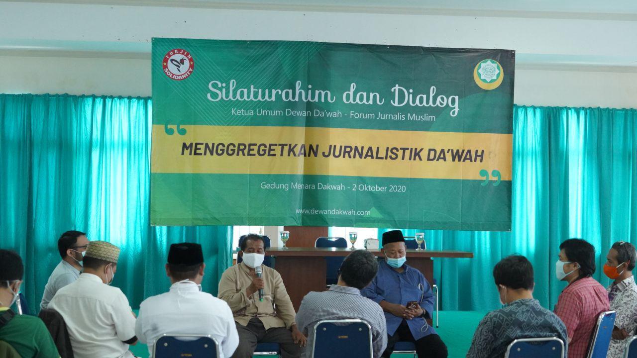 Silaturrahim dengan Jurnalis Muslim, Ini yang Disampaikan Ketua Umum DDII Adian Husaini